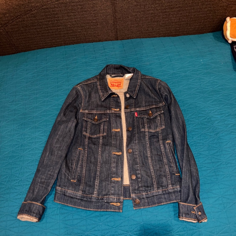 Levi’s denim jacket